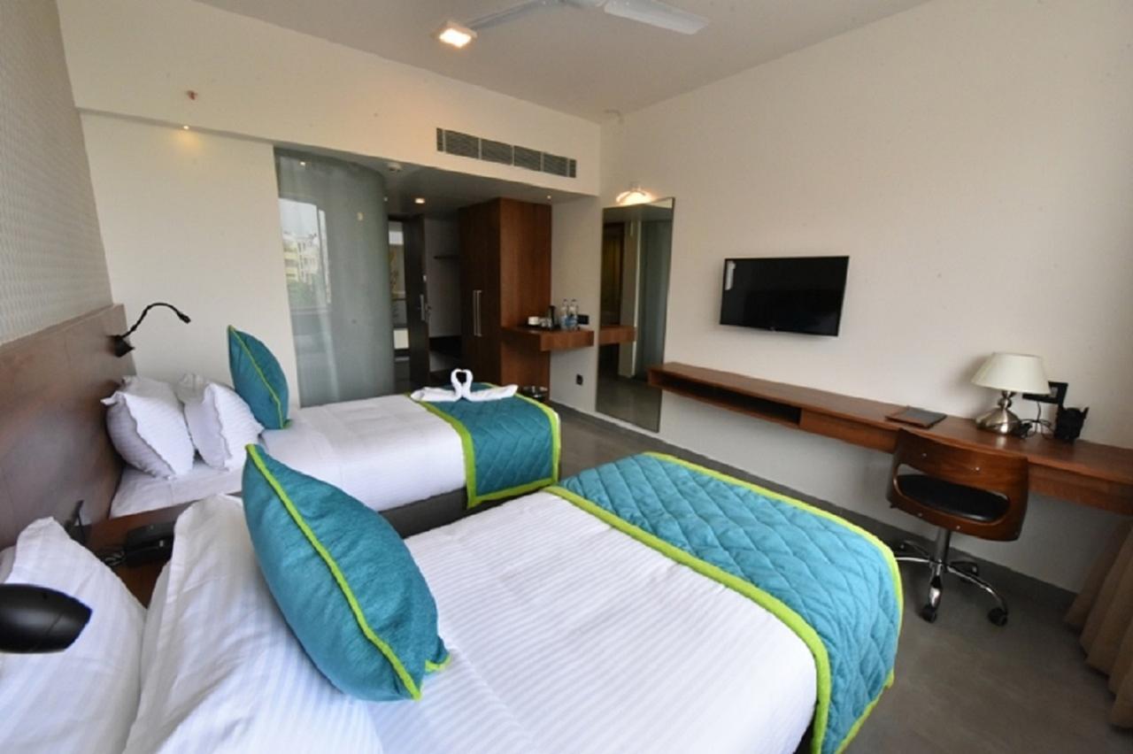 Vivid A Boutique Hotel Tiruchirappalli Exteriér fotografie